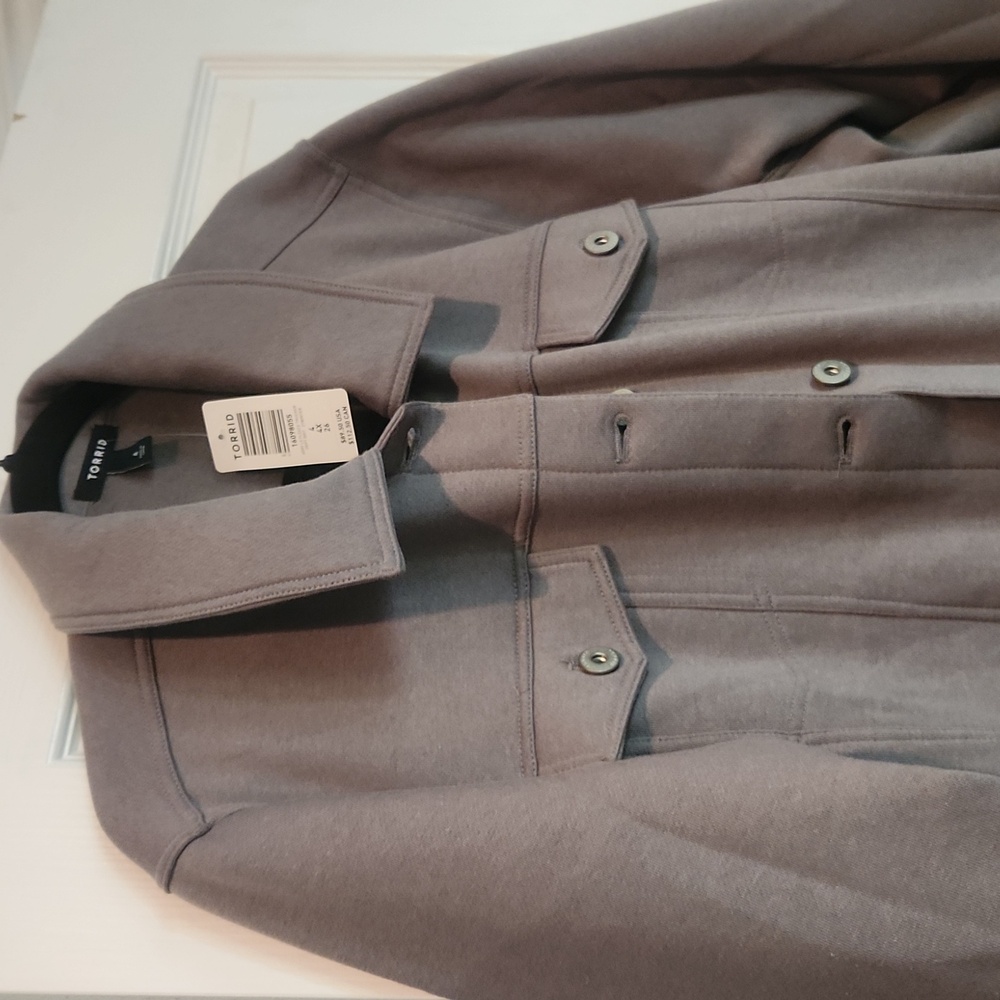 NWT Torrid Sz 4 Grey Long Sleeve Fleece Trucker Jacket Soft Retail $89.50 - Picture 3 of 11